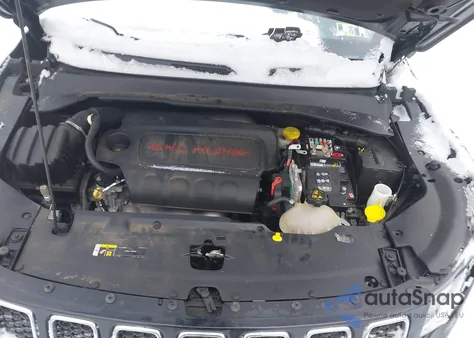 2019 Jeep Compass Sport 4X4 from USA, damaged, VIN 3C4NJDAB1KT703073